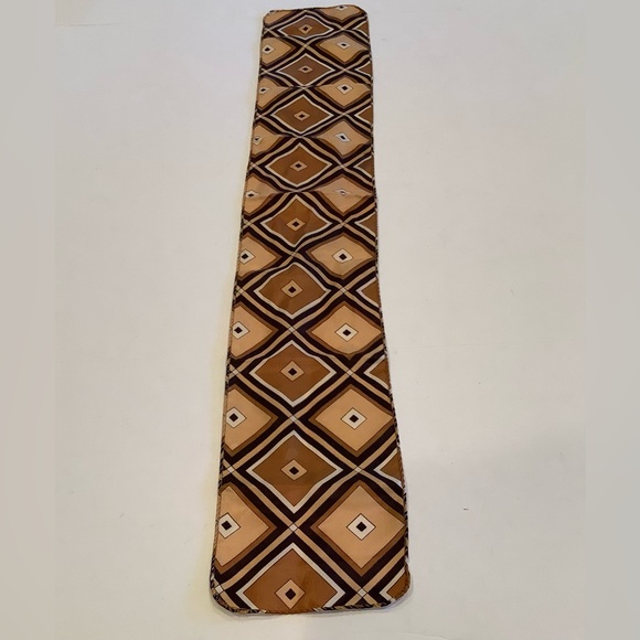 Vintage Rectangular Scarf Unisex Geometric Brown Cream White Black Groovy Rad - Picture 1 of 4